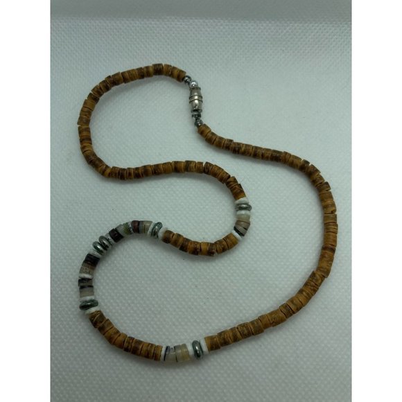 Vintage Hawaiian Multi Shell Coconut Puka Shell Choker Necklace 90s Silver Tone - Picture 3 of 5